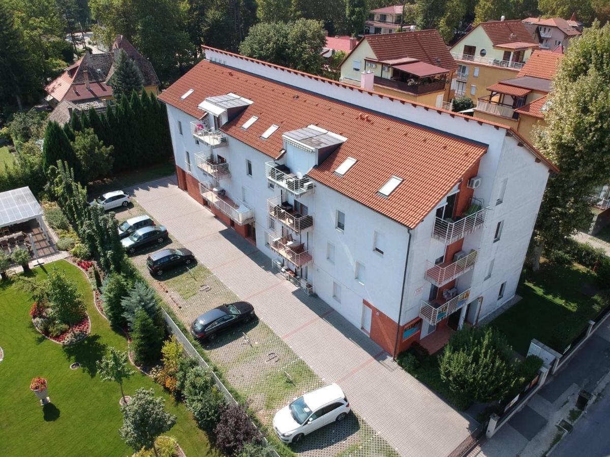 Dorina Wellness Apartman Siofok Exterior photo