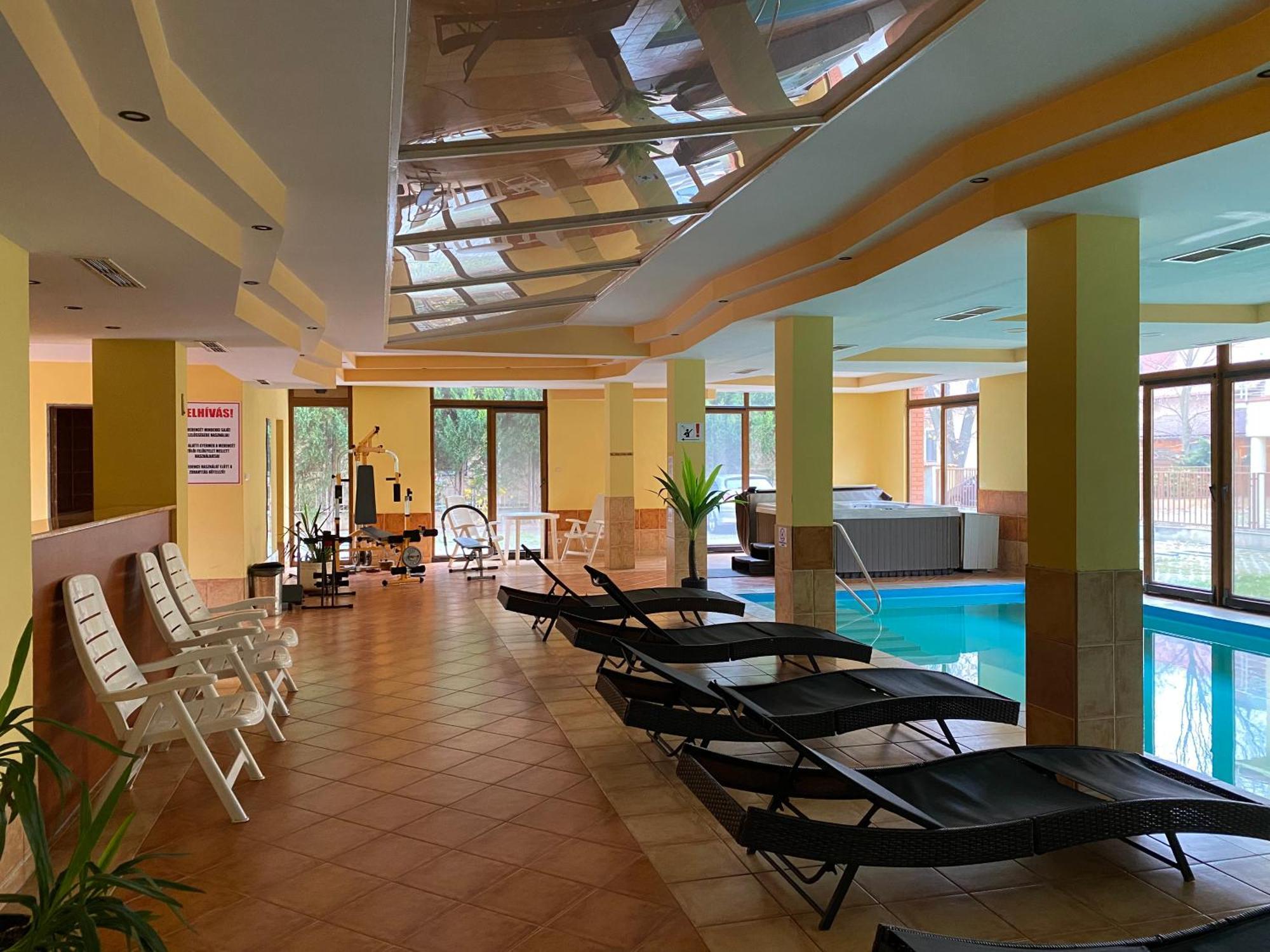 Dorina Wellness Apartman Siofok Exterior photo