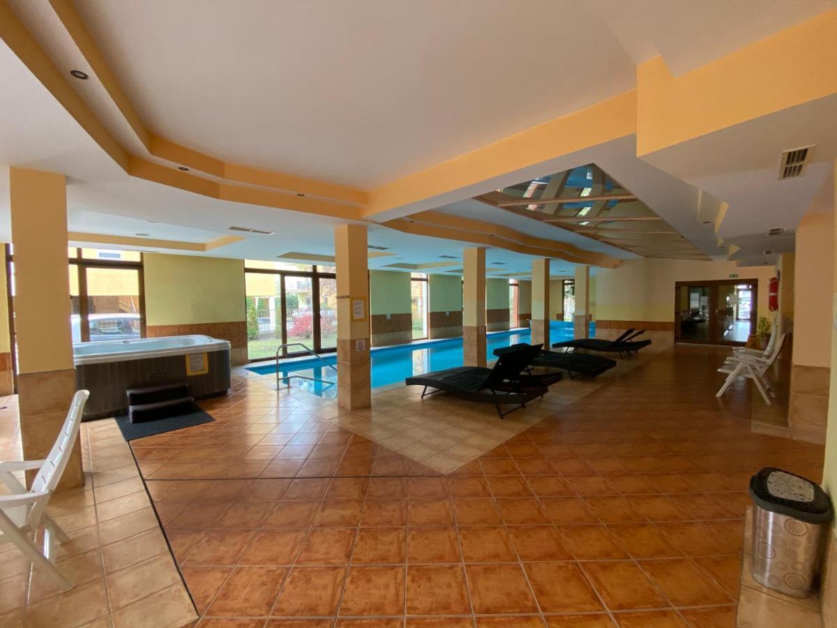 Dorina Wellness Apartman Siofok Exterior photo